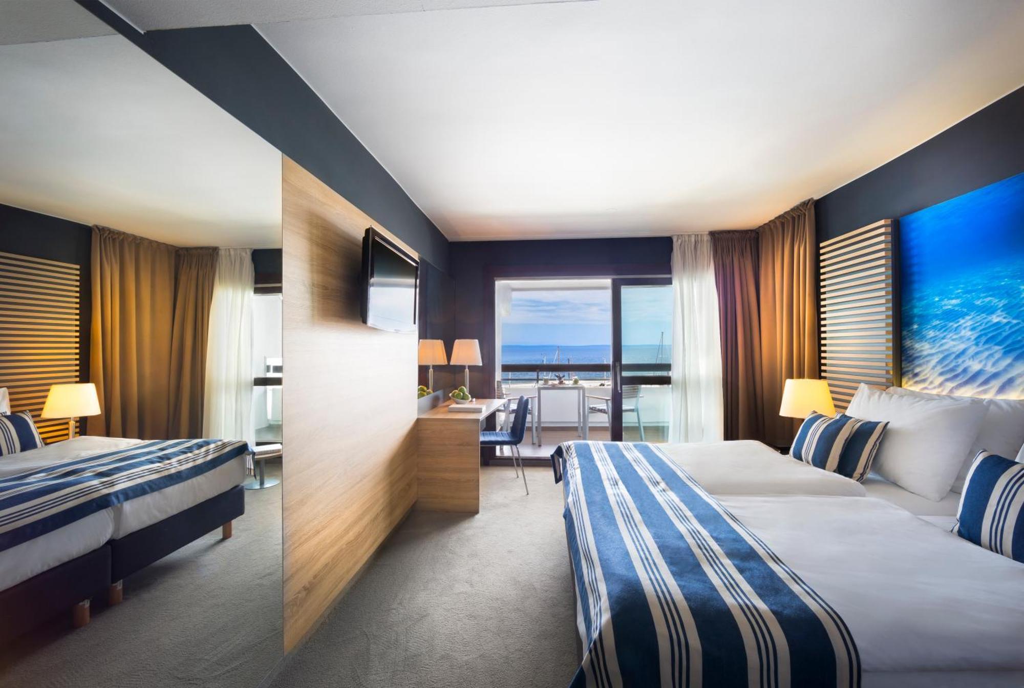 Admiral - Liburnia 4*